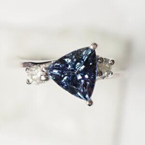 14K White Gold Diamond & Blue Trillion Cut Tanzanite Ring. Real Gemstones!